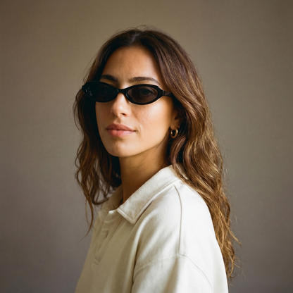 AURA PAROS — model studio shot